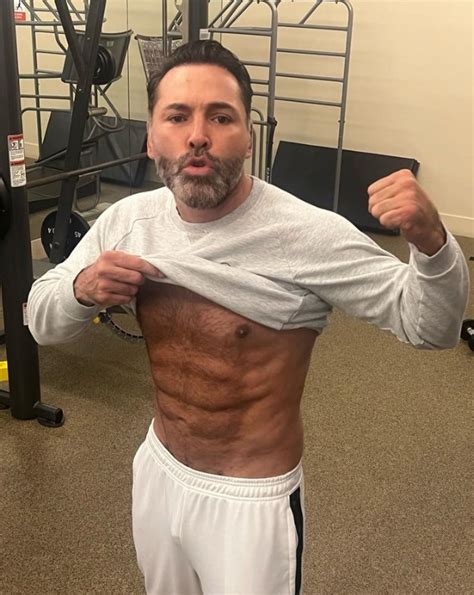 de la hoya lingerie photos|Oscar De La Hoya Admits Drag Photos Are Real and He。